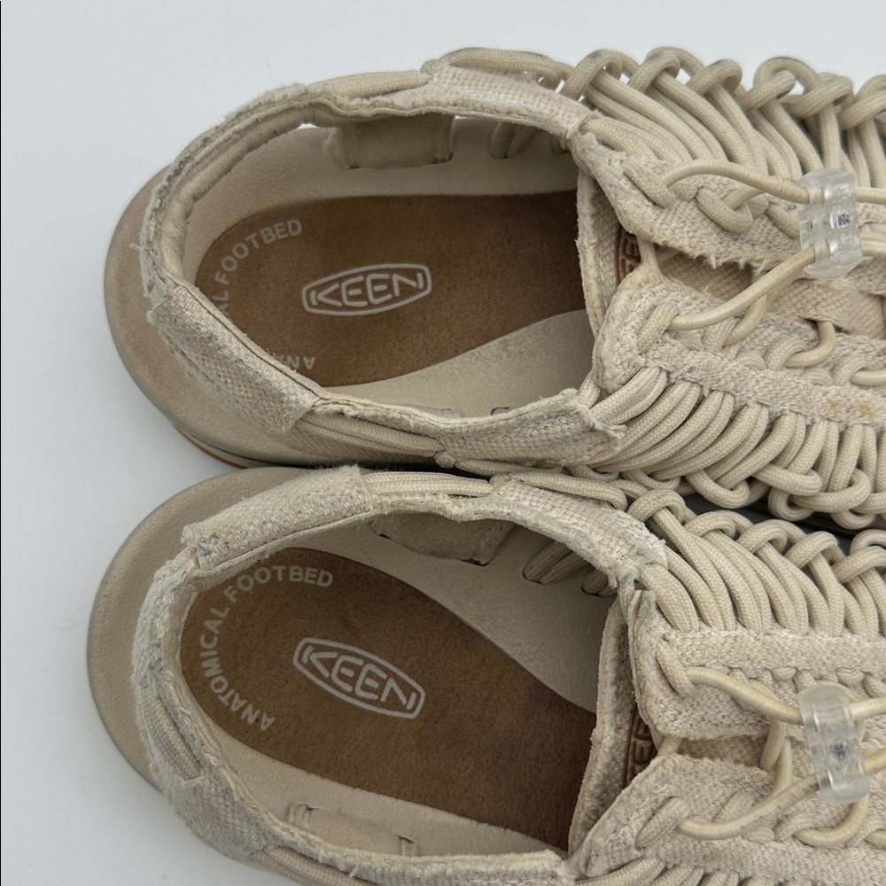 Keen Women’s UNEEK Sandal Water Shoes in Safari Size 9.5 Hike Outdoors Camping - Picture 14 of 16